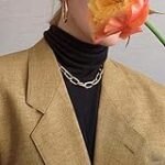 Análisis y comparativa: Descubre el broche cuadrado plateado ideal para tu outfit de danza y baile